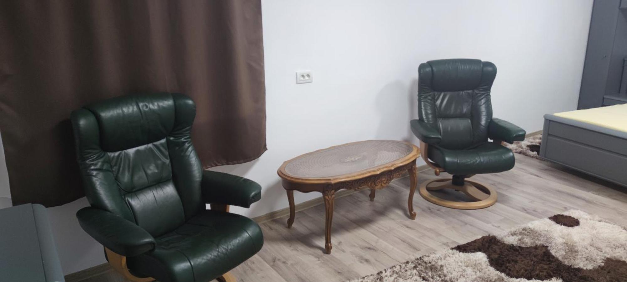 Conacul Caterinei Hotell Polovragi Exteriör bild